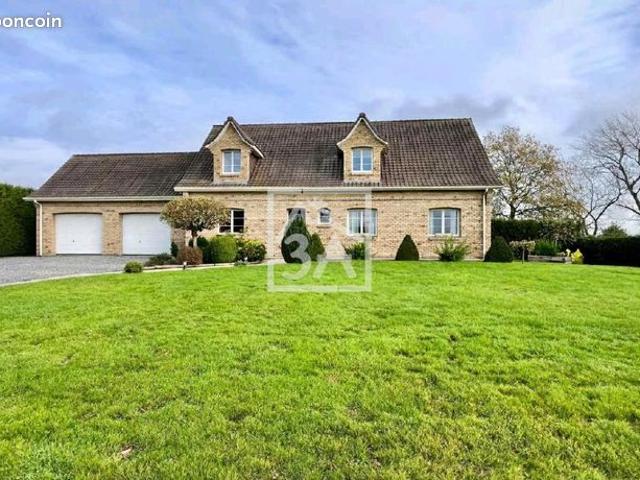 Pavillon 9 pièces 183 m²