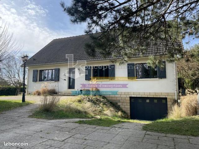Pavillon 9 pièces 211 m²