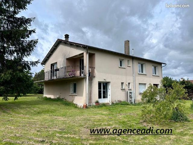 Pavillon 9 pièces 229 m²
