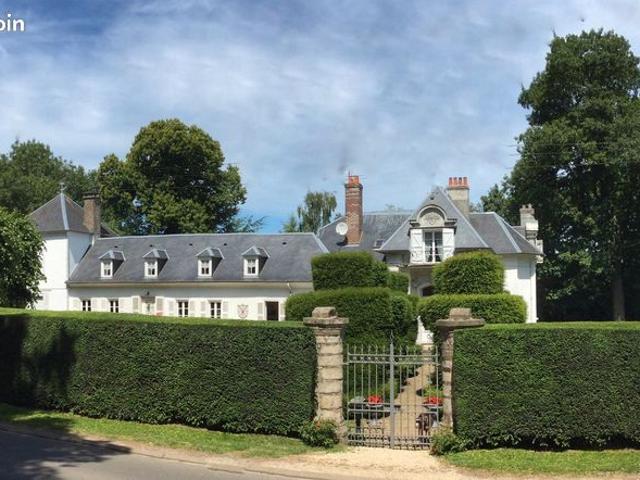Pavillon 9 pièces 235 m²