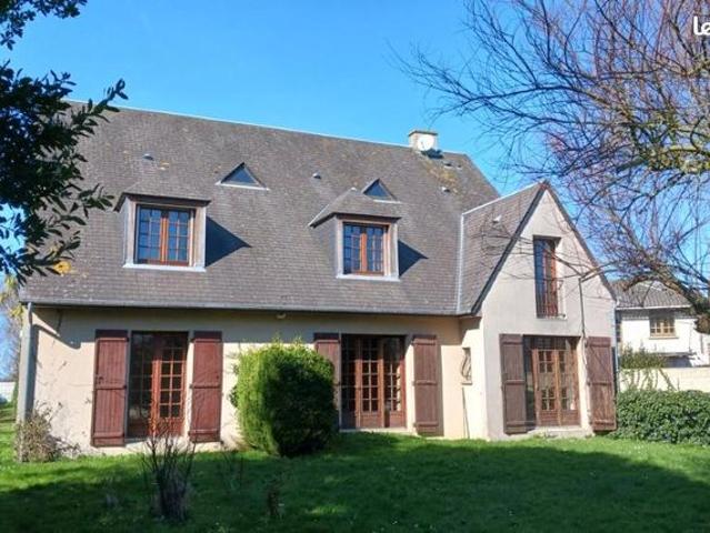 Pavillon 9 pièces 248 m²