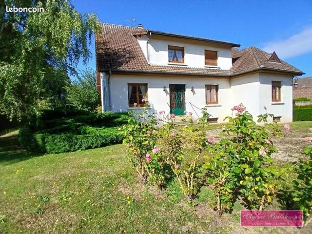 Pavillon 10 pièces 198 m²