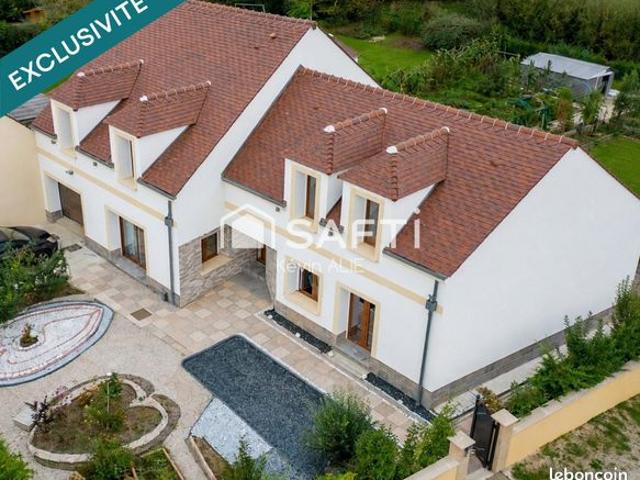 Pavillon 10 pièces 220 m²