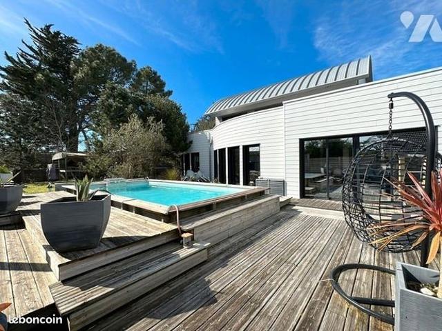 Pavillon 10 pièces 320 m²