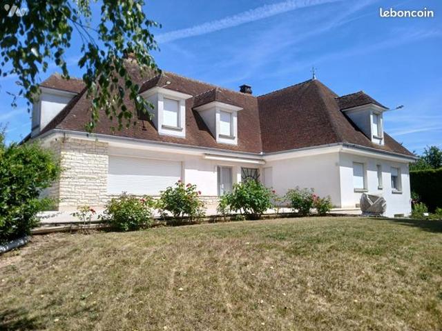 Pavillon 10 pièces 435 m²
