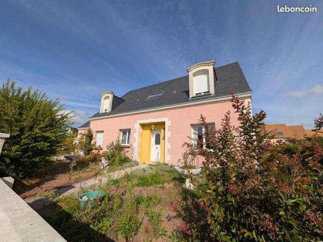 Pavillon 11 pièces 152 m²