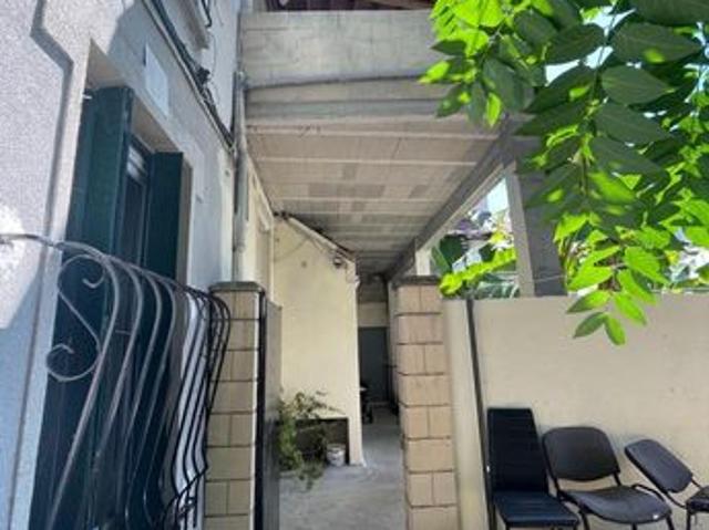 Pavillon 12 pièces 100 m²