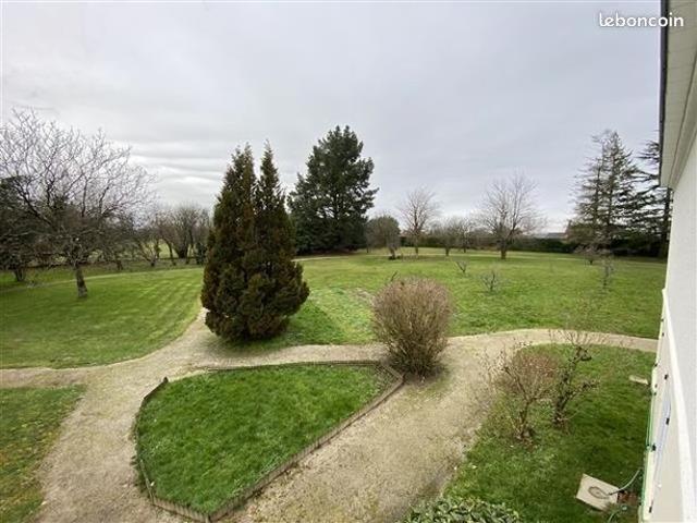 Pavillon 14 pièces 205 m²