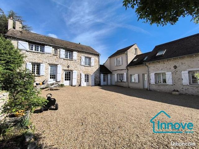 Pavillon 14 pièces 291 m²