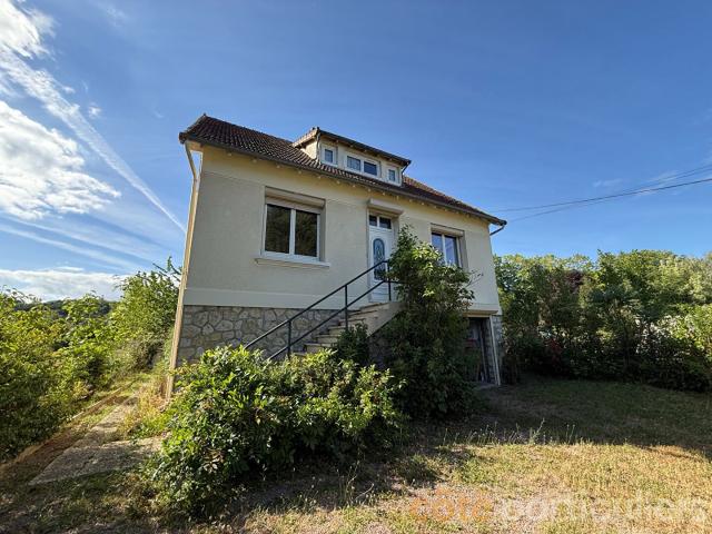 Pavillon 150 m² avec piscine, garage double et grand jardin. 150m² Saint Amand Montrond
