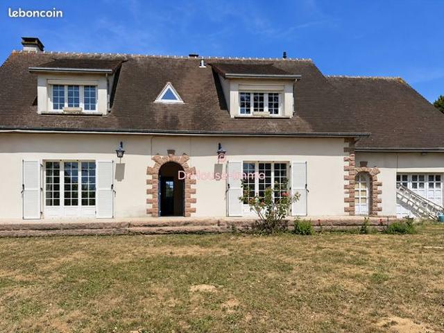Pavillon 16 pièces 165 m²