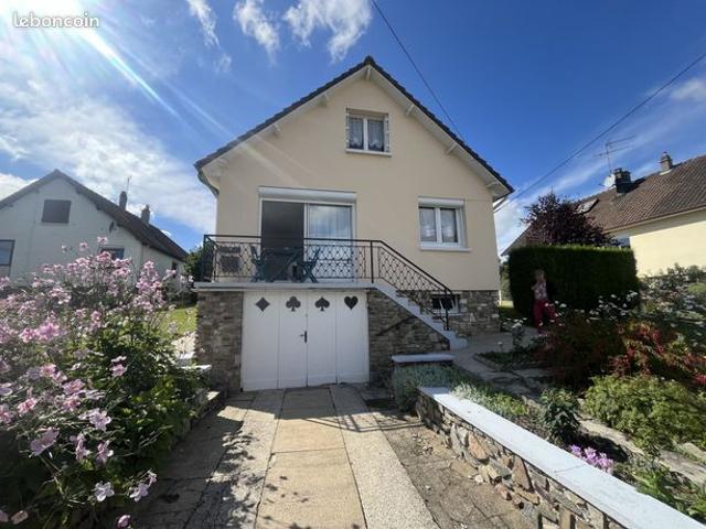 Pavillon 1 pièce 115 m²