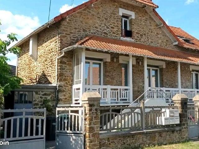 Pavillon 218 m² Sainte Genevieve Des Bois