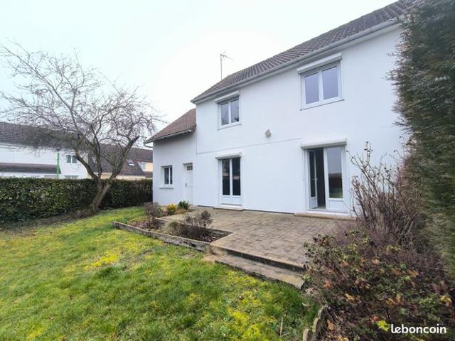 Pavillon 3 chs jardin et 2 garages longueau