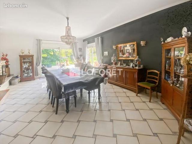 Pavillon 3 pièces 131 m²