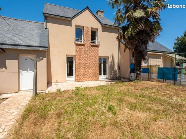 Pavillon T4 SAINT AUBIN D'AUBIGNE 78 m²