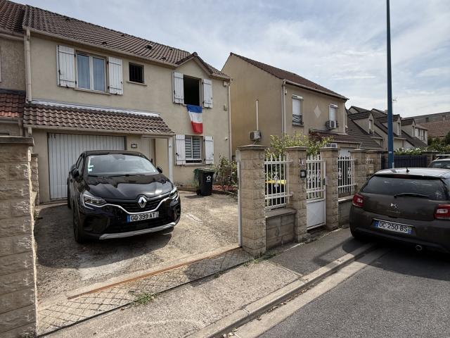 PAVILLON T6 LE BLANC MESNIL