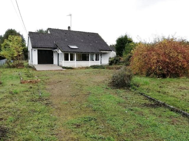 pavillon T. 4 Garage proche étang sur 1635 m2 de jardin