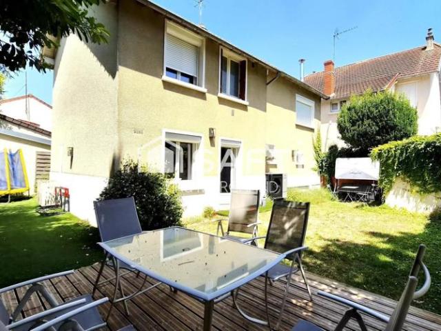 Pavillon traversant de 105 m² – Proche RER & Centre ville – Fort Potentiel