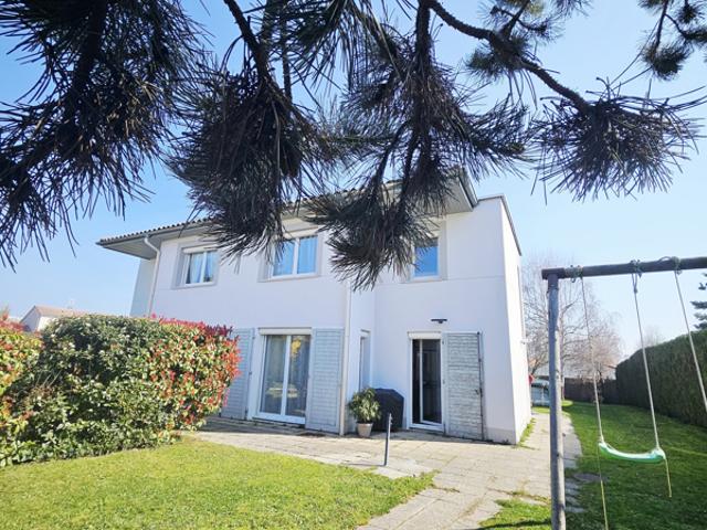 Pavillon à Vendre