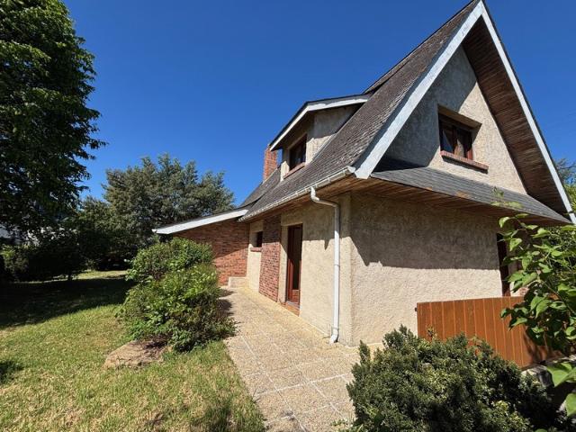 PAVILLON ATYPIQUE 4 CHAMBRES TERRAIN BOISE