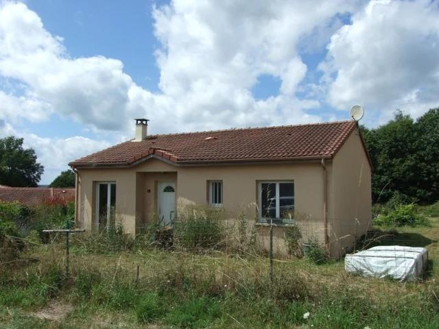 Pavillon avec beau terrain