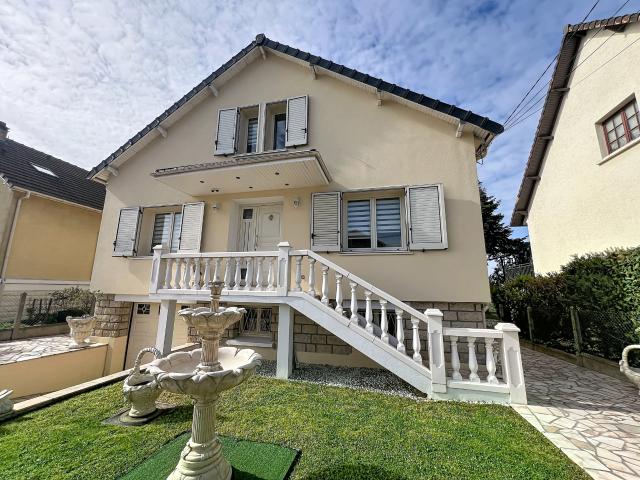 PAVILLON COUP DE COEUR INDEPENDANT A MORANGIS SUR 400 m2