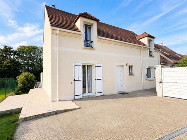 Pavillon de 111 m² sur un jardin clos de 700 m²