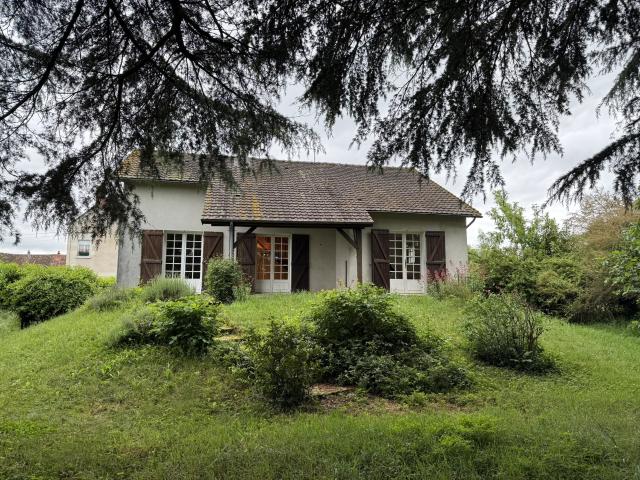 Pavillon de 124 m2 sur sous sol semi enterré avec garage