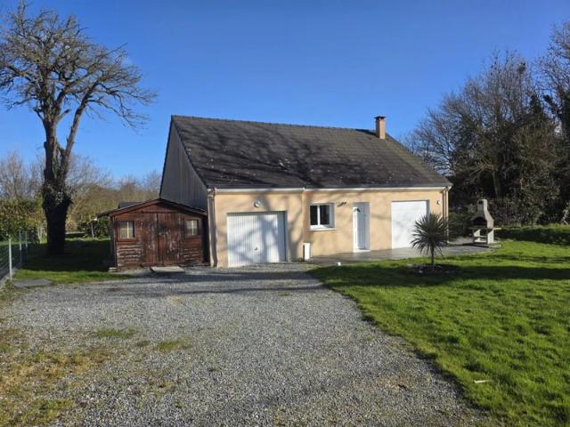 Pavillon de plain avec 3 chambres et garage, campagne secteur Valmont