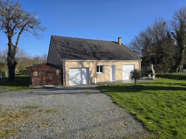 Pavillon de plain avec 3 chambres et garage, campagne secteur Valmont