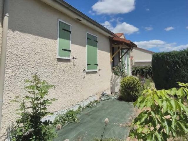 PAVILLON DE PLAIN PIED SECTEUR CALME ET RECHERCHE VEYRE MONTON