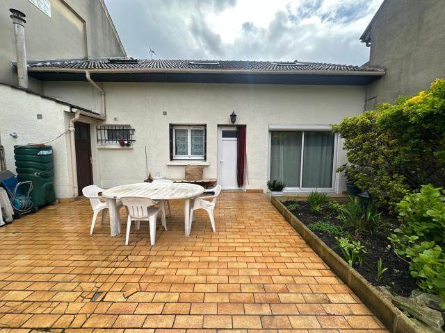 PAVILLON F7 DRANCY