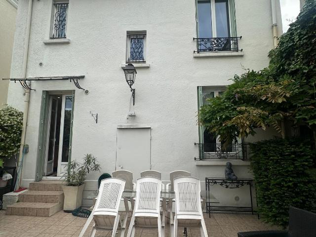 PAVILLON F5 LE BLANC MESNIL