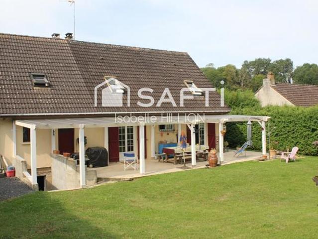 Pavillon familial avec grands espaces