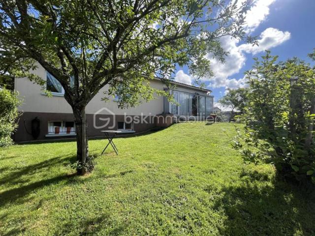 Pavillon familial de 128 m² sur terrain de 949 m² – Le Tallud / Quartier Bois Vert