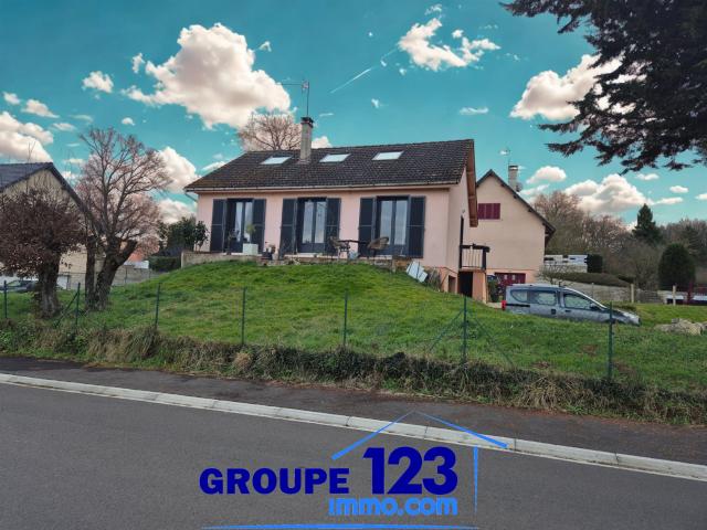 Pavillon familial sur sous sol à Sougères sur Sinotte Monét. 94m² Monéteau