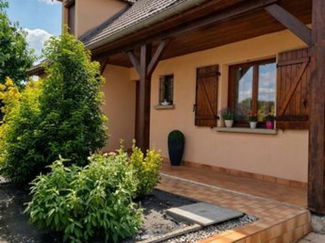 Pavillon indépendant banlieue proche Charleville Mézières