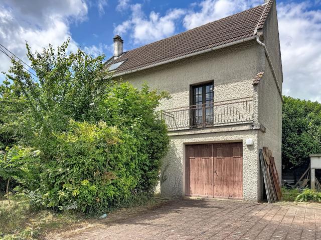 PAVILLON INDEPENDANT EN EXCLUSIVITE SUR 400 M2
