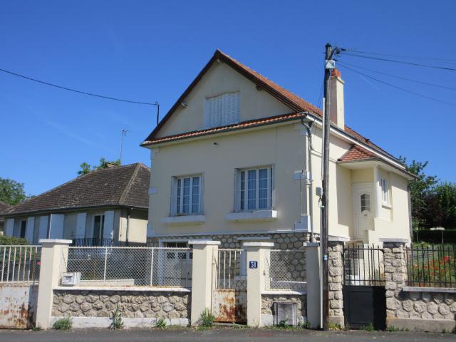 Pavillon individuel avec fort potentiel!