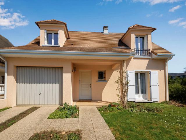 Pavillon individuel avec sous sol 134m2 hab