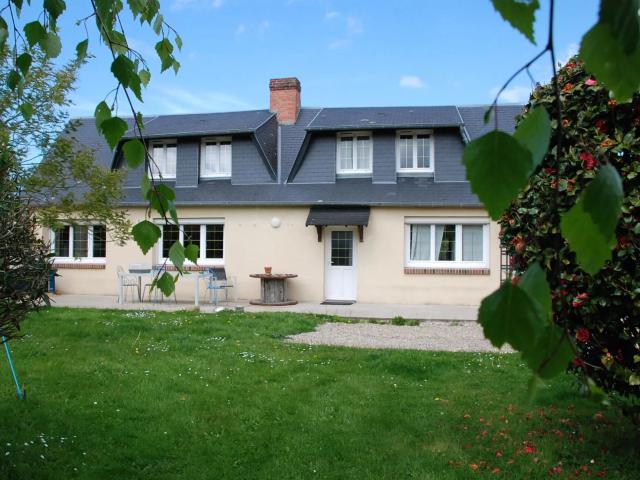 Pavillon individuel proche de Fécamp avec vie de plain pied, 4 c