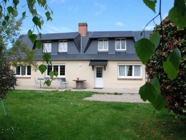 Pavillon individuel proche de Fécamp avec vie de plain pied, 4 chambres et jardin