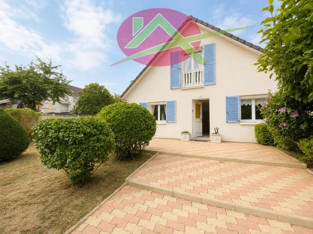 Pavillon individuel vivable de plain pied en plein cœur d'Oissel