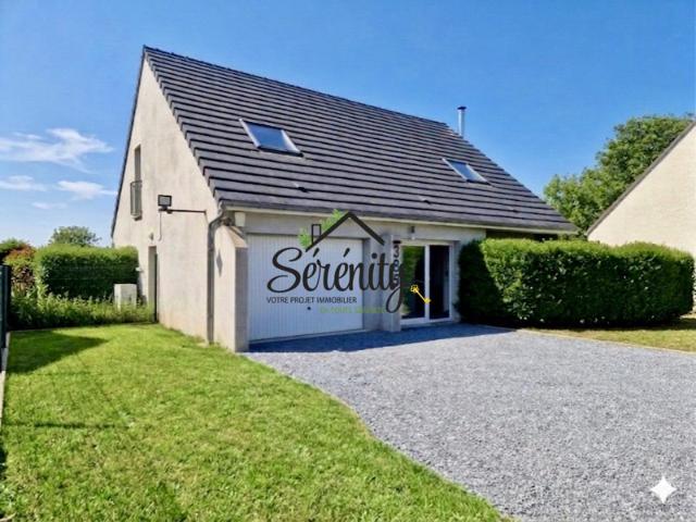 Pavillon individuelle, RDC à combles aménagés, 141 m2 Habitab