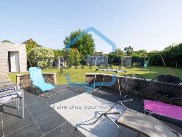PAVILLON 2009: L'ÉLÉGANCE D'UNE VIE FAMILIALE EN SEMI PLAIN PIED DE 127 M2 AU CALME ABSOLU