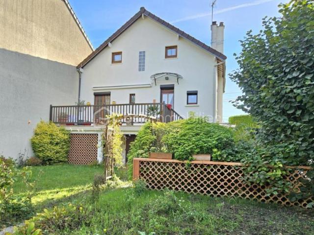 Pavillon possible 2 logements et 4 chambres 156m² garage jardin 340m²