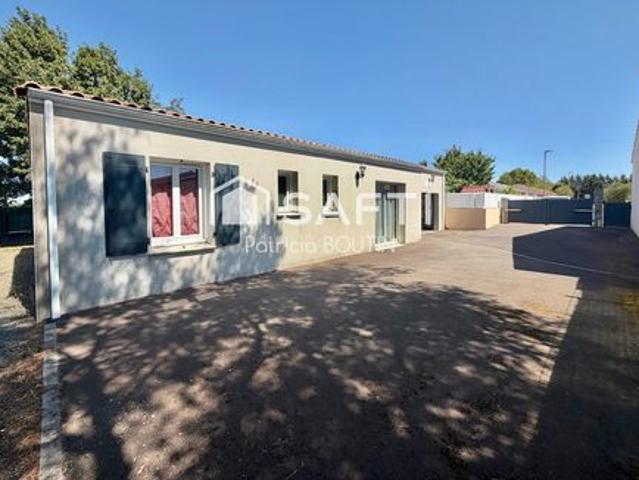 PAVILLON PLAIN PIED 3 CHAMBRES BUREAU ET GARAGE A NIORT !