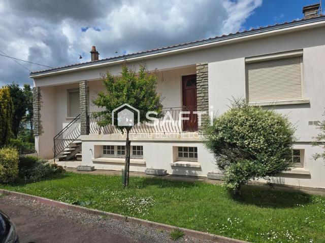 Pavillon sur sous sol / 3 chambres / grand garage / a l'absie