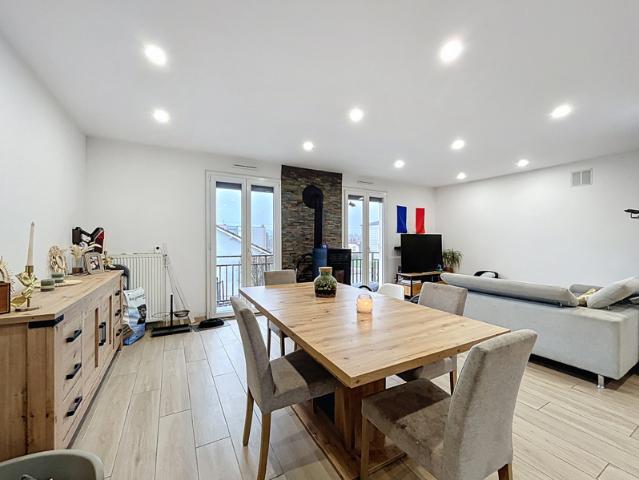 PAVILLON SUR SOUS SOL